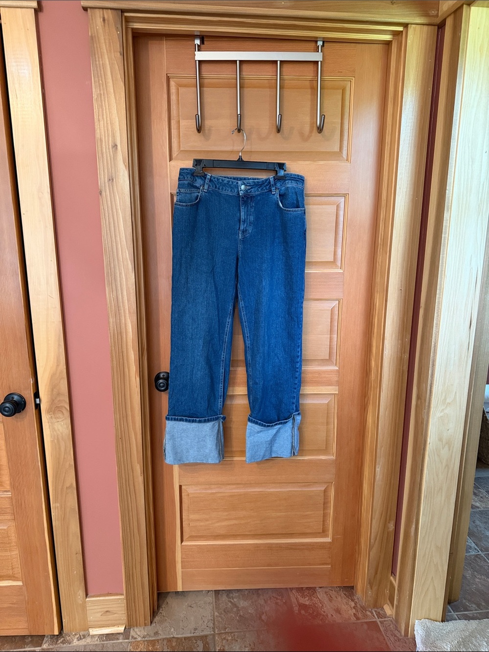 Gianni Bini Dark Blue Boyfriend Jeans with Cuffed Hem